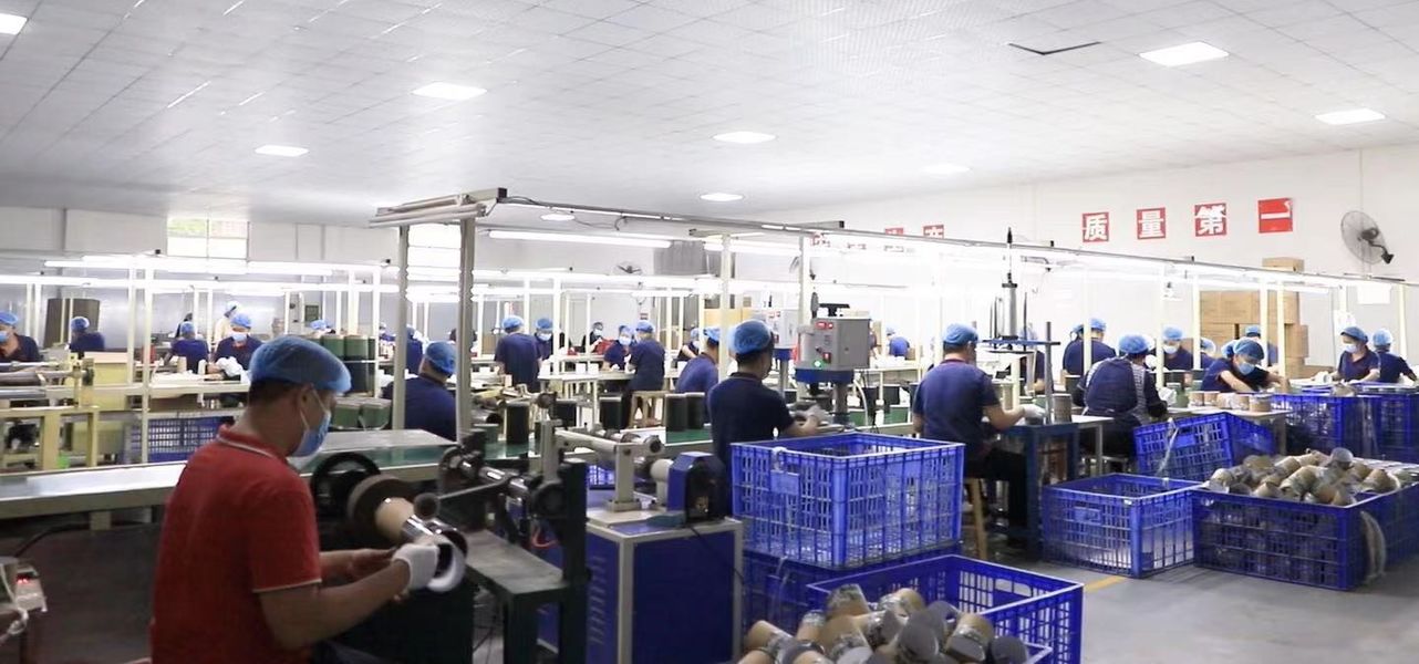 Dongguan Yongjian Paper Products Co., Ltd خط تولید تولید کننده